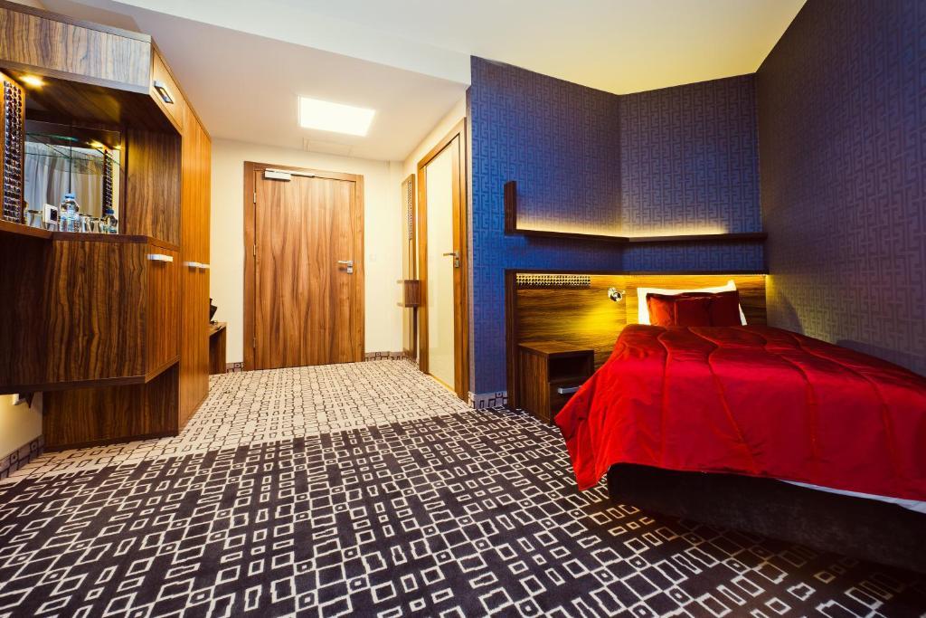 Blue Diamond Hotel Active Spa Trzebownisko Habitación foto